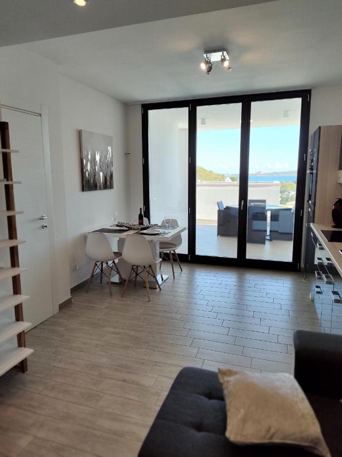 Mt Consulting Vacanze Cannigione Eksteriør billede